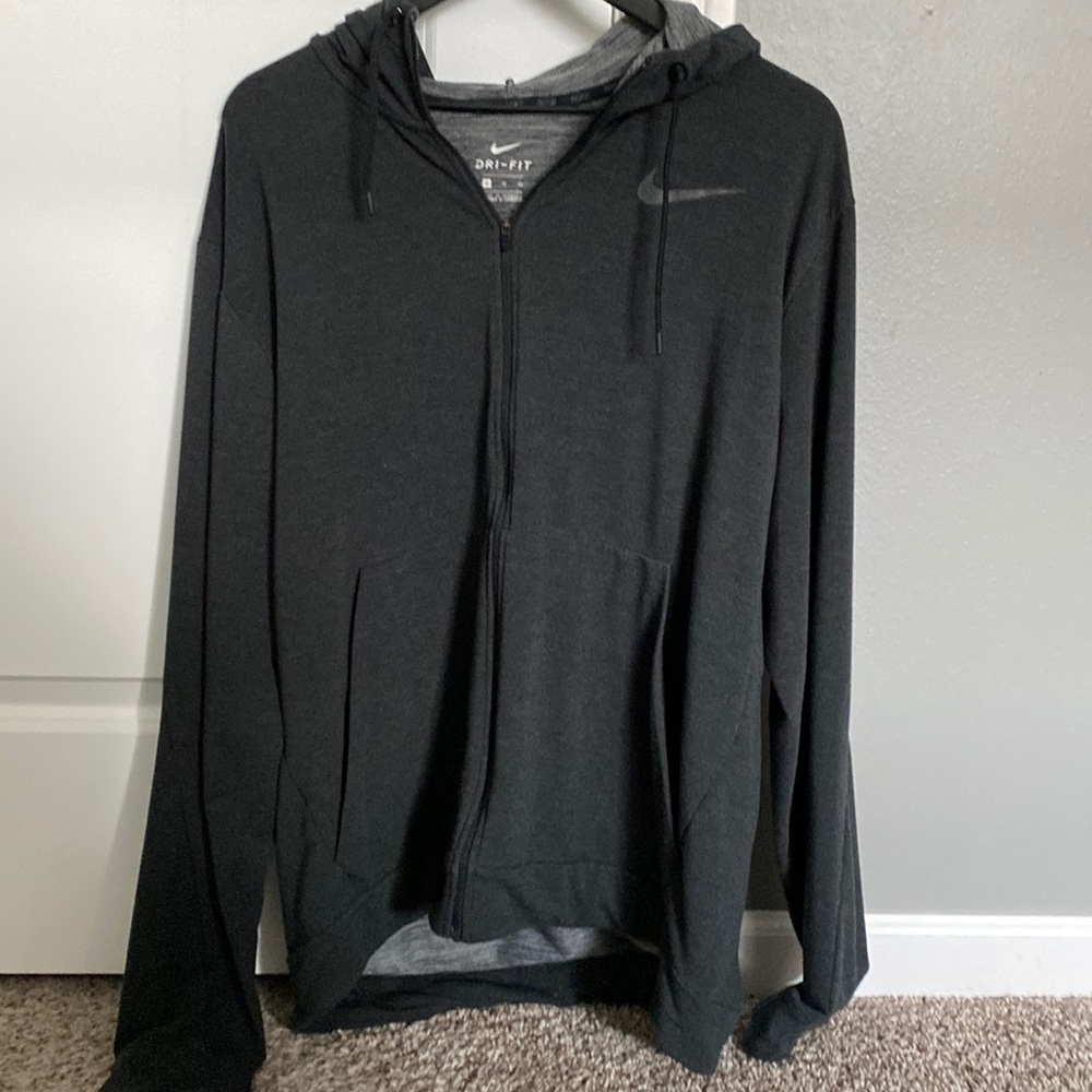 Nike Dri-fit sweatshirt
